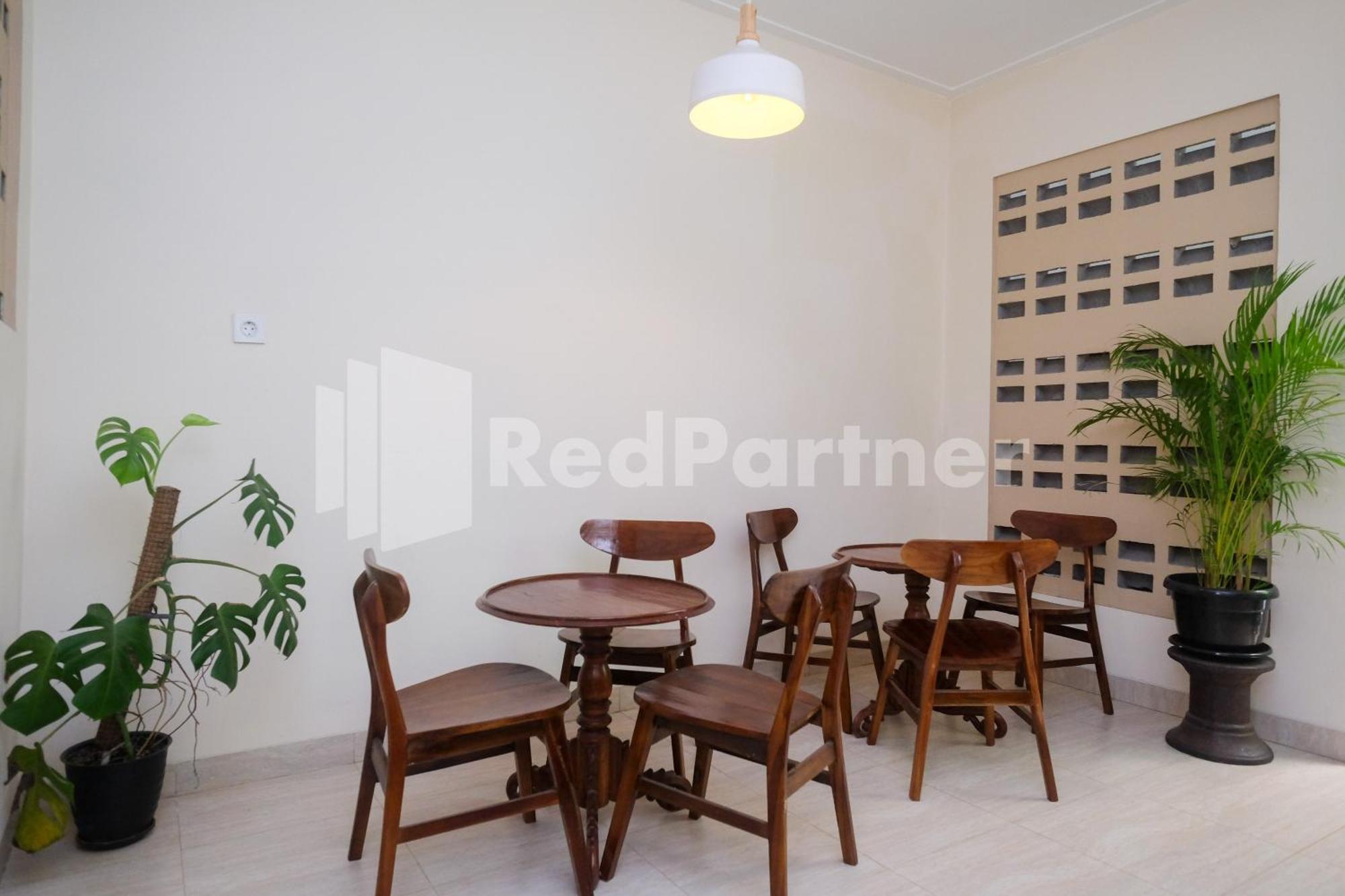 Kejayan Ndliman House Near Ugm Jogja Mitra Reddoorz酒店 外观 照片